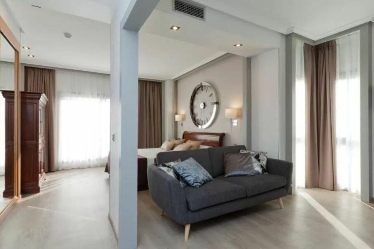 Hotel Villamadrid Luaran gambar