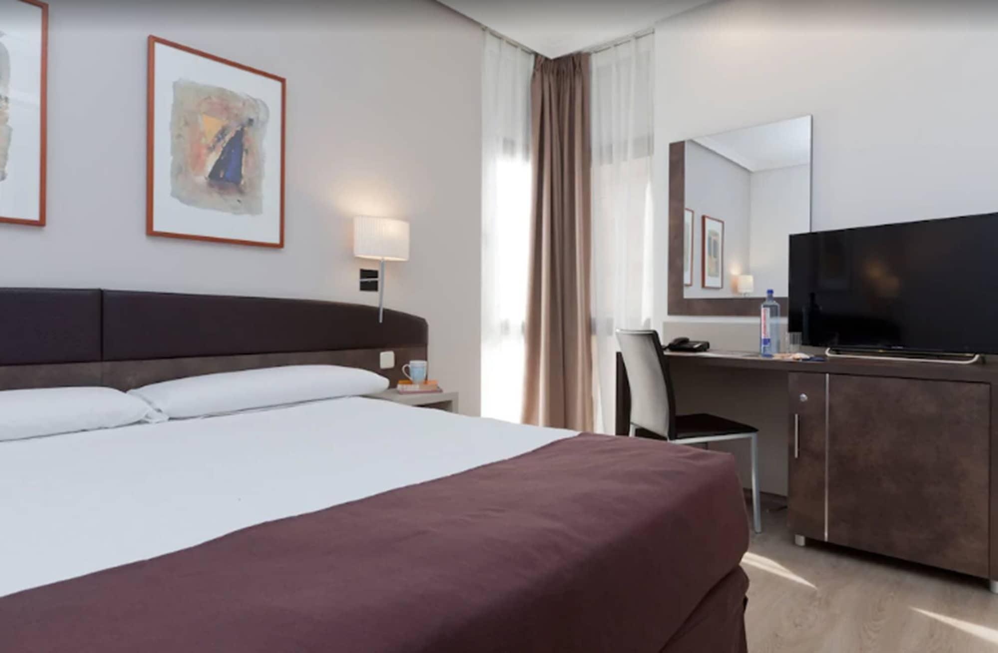 Hotel Villamadrid Luaran gambar