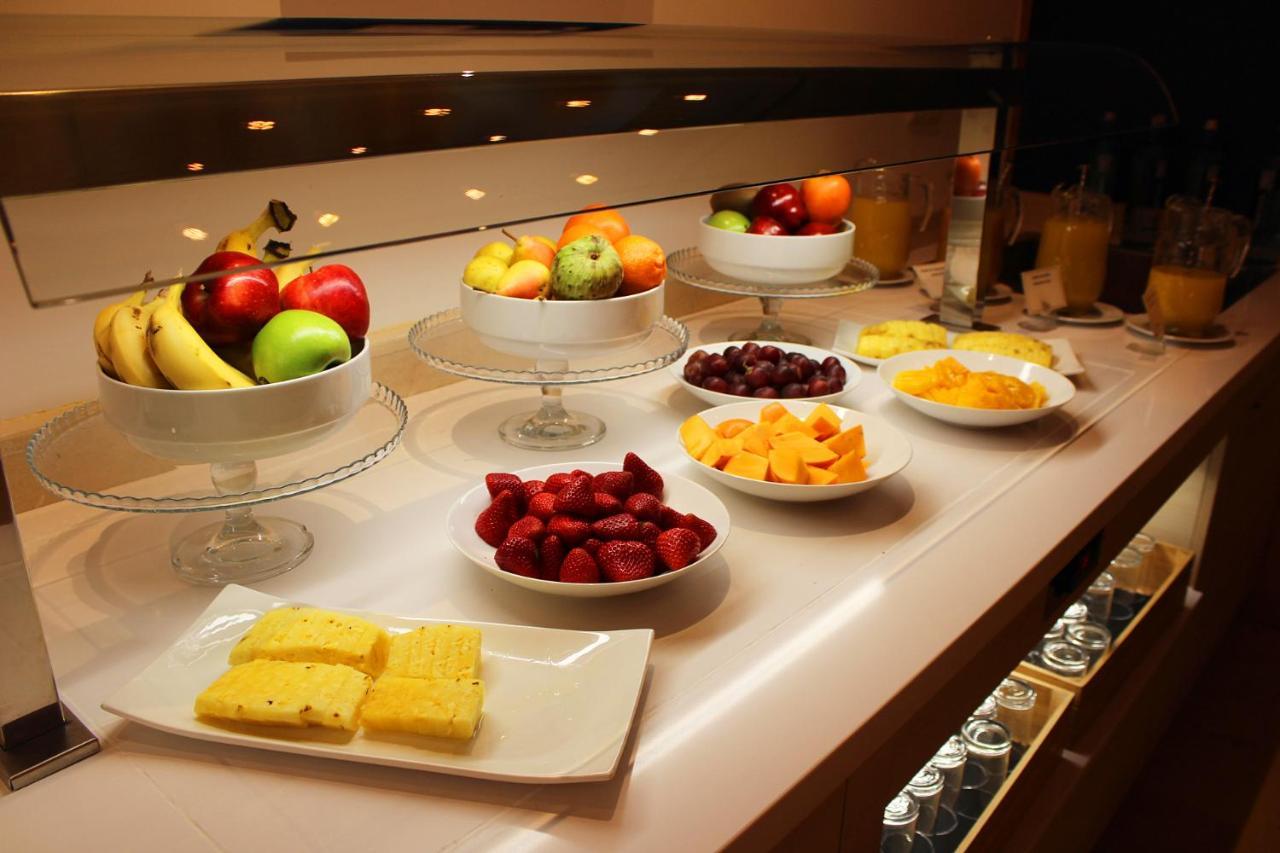 Hotel Villamadrid Luaran gambar