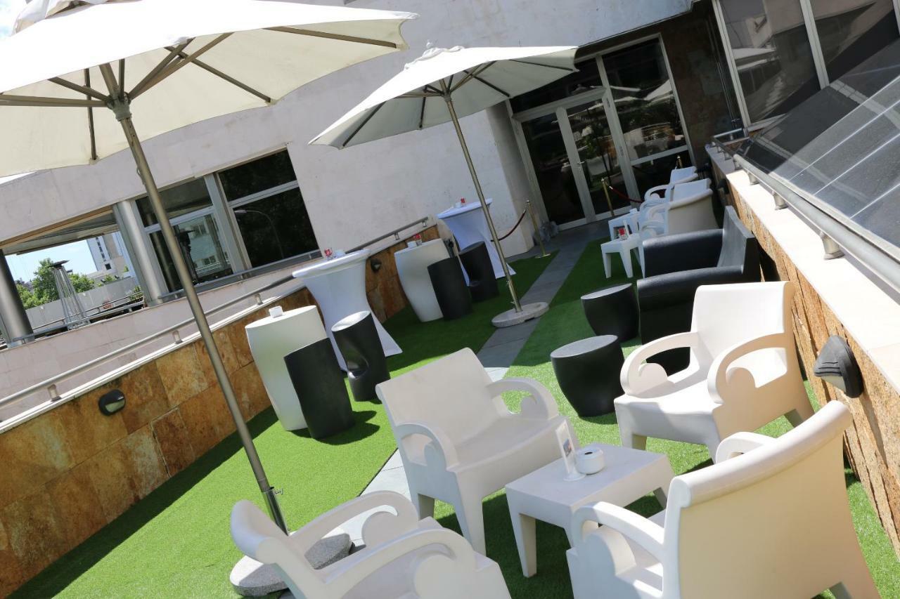Hotel Villamadrid Luaran gambar